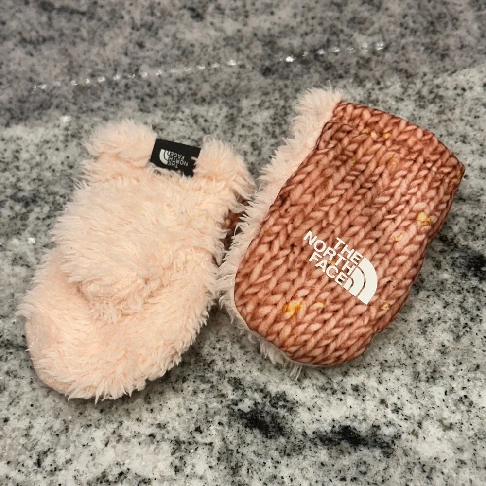 The North Face Kids Fuzzy Mittens Pink Knit Print‎ Logo Size XS